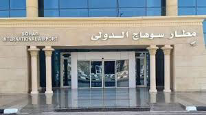 مخدرات مطار سوهاج.. سقوط مهرب بحيلة “البروة” (فيديو)